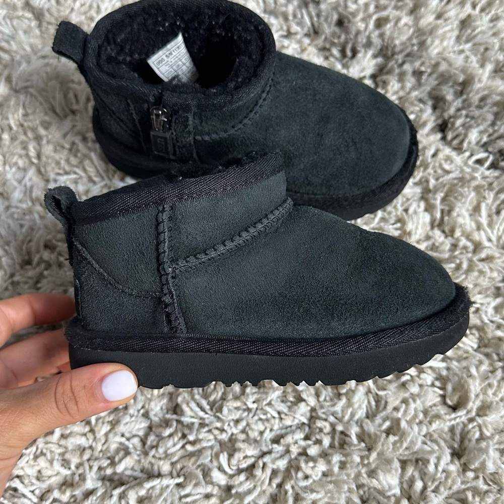 UGG Kids Black Slippers